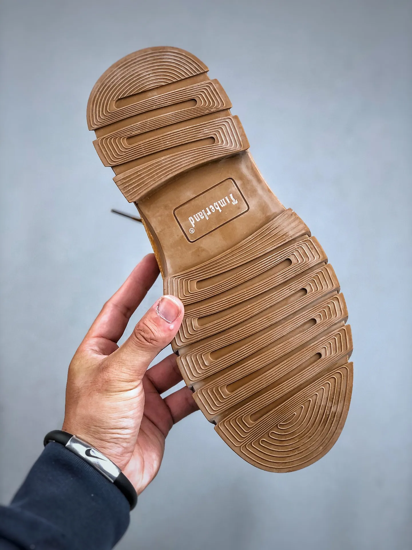Pick up locally 💰560 Support store Timberland outdoor mid-cut casual rhubarb boots Guangdong factory quality Original box original packaging The fabric is made of Italian 🇮🇹 top-grade frosted fine-grained cowhide. It is paired with anti-odor and anti-corrosion genuine leather latex insoles to give you a perfect wearing experience. High-quality and durable, a must-have for sportsmen. Specially designed to treat handsome men. High-quality and first-class foot feel. Size: 39 40 41 42 43 44 (leather shoe size)